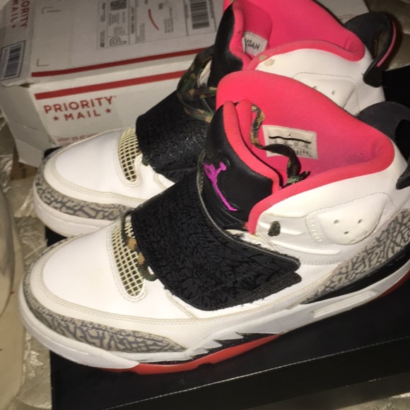 Jordan son of mars hot lava - Picture 2 of 5